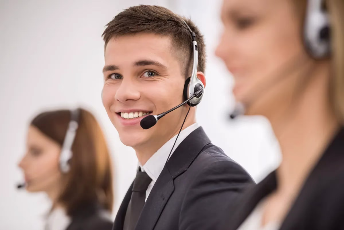 voip-for-buisiness.jpg voip for buisiness.jpg